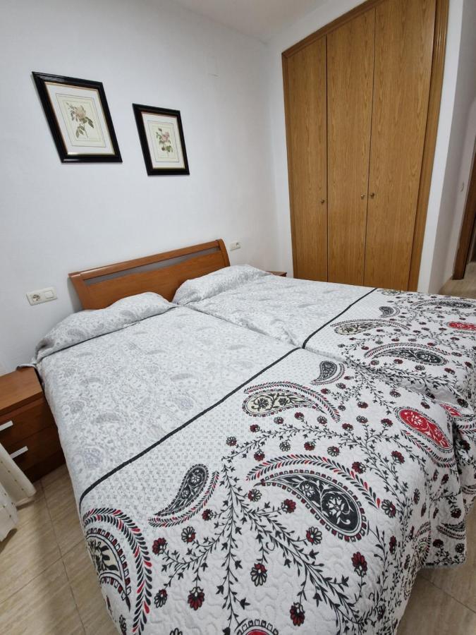 Schoene Ferienwohnung Ca. 350M Vom Strand Entfernt Oropesa del Mar Eksteriør billede